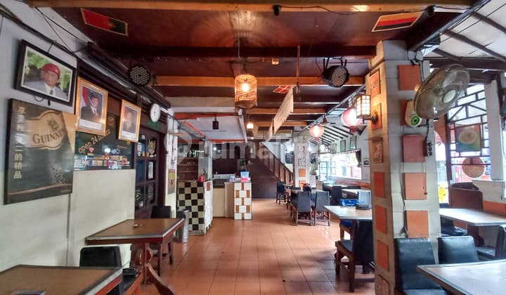 Dijual Rumah Resto, Bar & Kost bisa untuk Usaha Lain di Kebon Sirih Jakarta Pusat