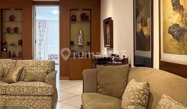 Dijual Rumah Terawat 3 Lantai Siap Huni Strategis Bebas Banjir Area Menteng Jakarta Pusat