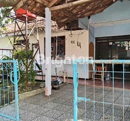 Rumah Hitung Tanah Lokasi Strategis Cocok Untuk Kos Kosan