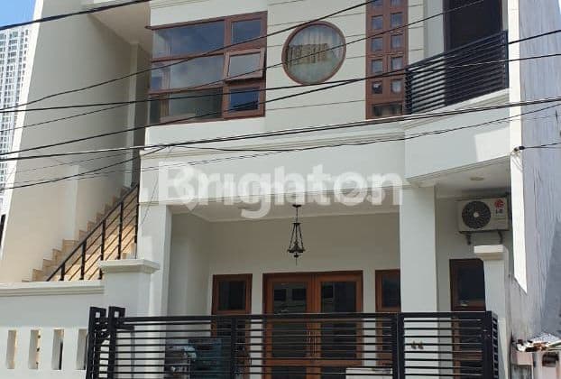 beautiful renovated house in Muara Karang