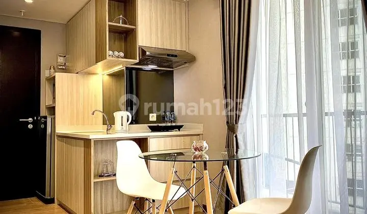Comfortable Studio Corner Fully Furnished