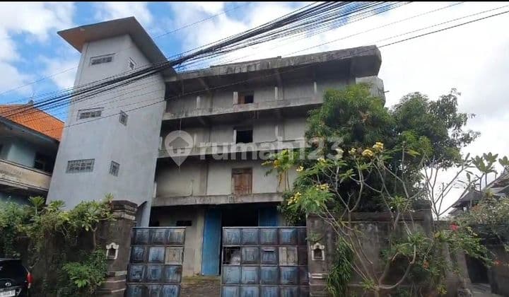 SURE CLOSING FOR SALE LAND WITH BUILDING BONUS LOCATION PADANGSAMBIAN WEST DENPASAR