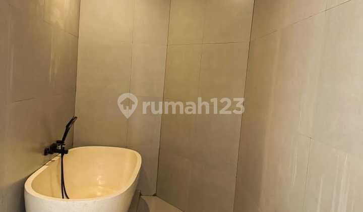 Villa Baru Fully Furnished Strategis Dekat Canggu