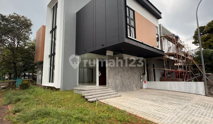 Rumah Cantik Mewah Baru Dibangun Lokasi The Icon Bsd City Siap Huni