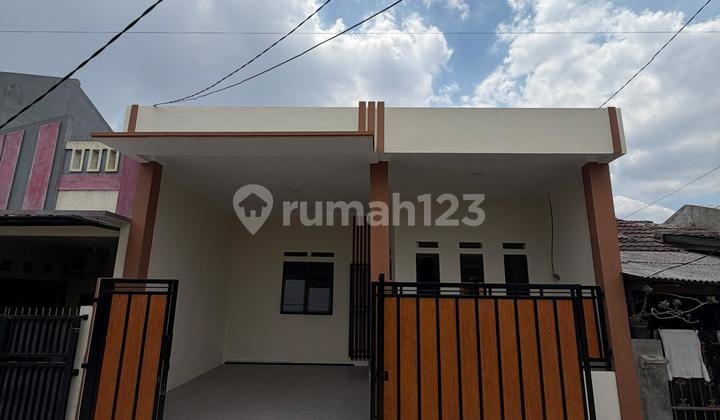 Rumah Baru Selesai Renovasi, Lokasi Strategi Tidak Banjir Bangunan Sudah Tinggi 80 Cm Dari Jalan Rayas