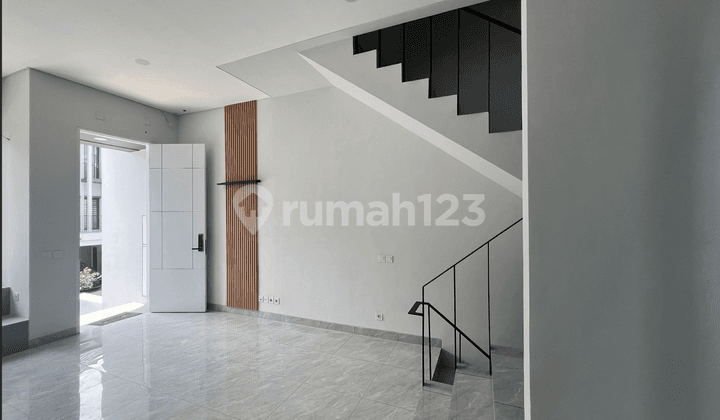 Rumah Murah Cluster Aether 7x12 Greenwich Park Bsd City Brand New