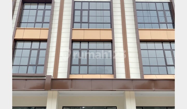 Ruko Conifera 3Lt Luas 75M 5X15 Metland Menteng Cakung