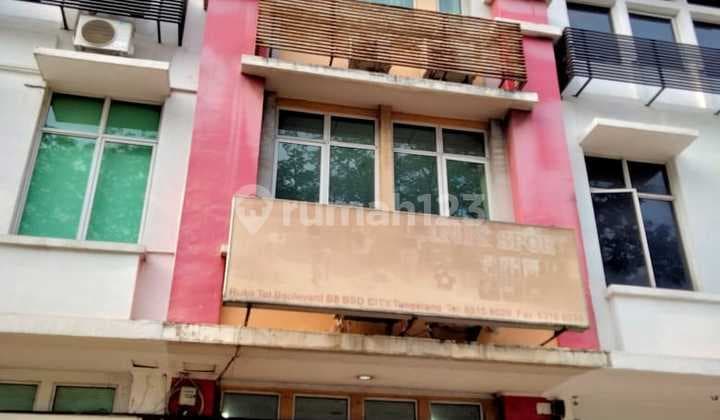 For Sale 3-Story Shop House on Boulevard Toll Road BSD, Facing Main Road. Ysefb