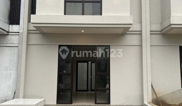 Dijual Rumah 2 Lantai Bagus Unfurnished di Perumahan Vida Cluster Kencana. Nrnefa