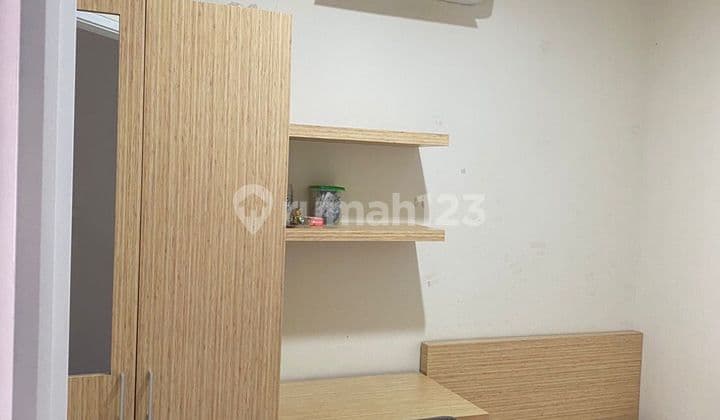 Dijual Cepat. Rumah Kos di Allogio. Gading Serpong. Tangerang. SHM. 8 Kamar. Harga Kompetitif. Bagus. Furnished