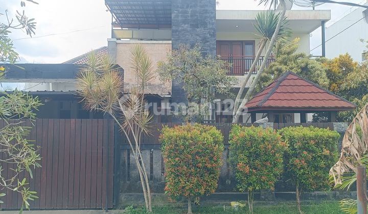 Dijual Rumah Full Furnished di Salatiga Semua Kusen & Pintu Full Jati