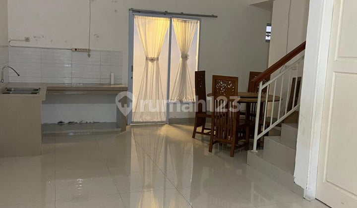 Disewakan Murah Komplek Merci Cluster Vorden Daerah Johor