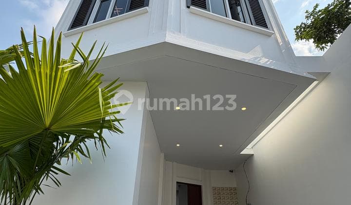 Peluang Investasi Premium di Kemang, Rumah Baru Bebas Banjir Siap Huni
