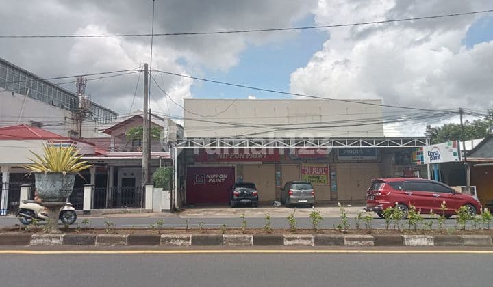 Di Jual Toko Bangunan Sudah Ada Gudang Dekat Dengan Bandara