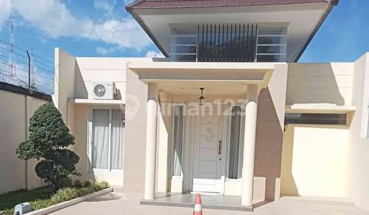 Di Jual Rumah Citraland Royal Terrace