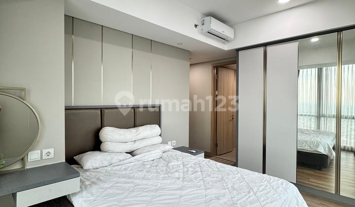 Di Sewakan Apartemen Holland Village,3+1BR,Furnish,Luas,Bagus