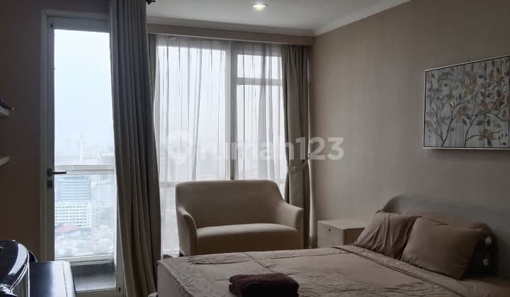 Di Sewakan Apartemen Menteng Park, Studio, Furnished