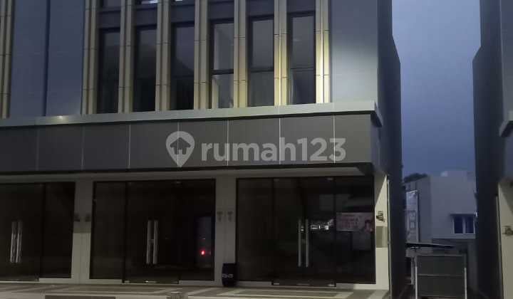 DI Sewakan Ruko Medison Town Kota Wisata, Luas,Bagus, Unfurnish