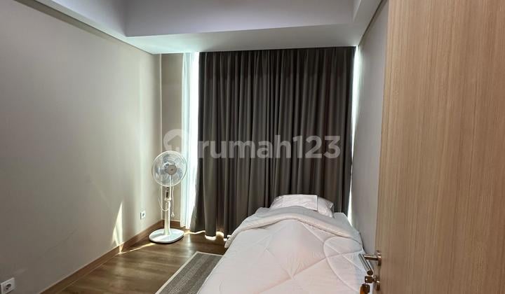 Di Sewakan Apartemen Holland Village, 3br,3bt,Furnished,Luas,Bagus