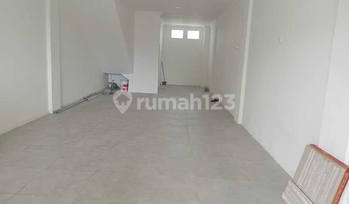 For Rent: Pelangi Kalibata Shop House, spacious, unfurnished, suitable for business