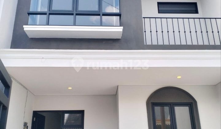For Sale New Fresh Pondok Tjandra 2-Story House For Sale New Fresh Pondok Tjandra 2-Story House