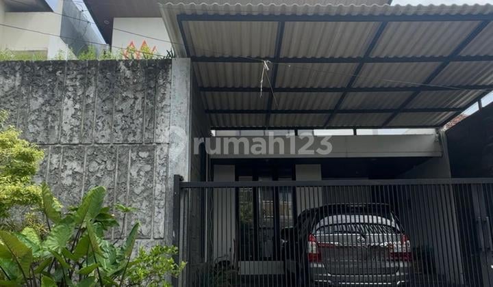 Dijual Rumah Siap Huni Full Furnish Modern Tropical Dekat Ubaya Tenggilis