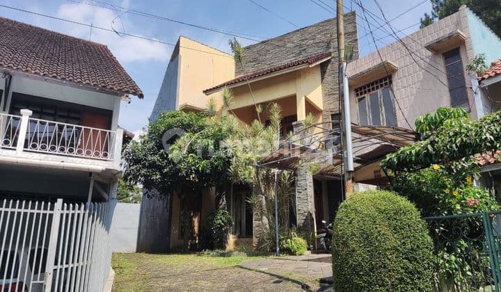 Rumah 2 Lantai Bagus Sekali Di Cigadung Dago Bandung