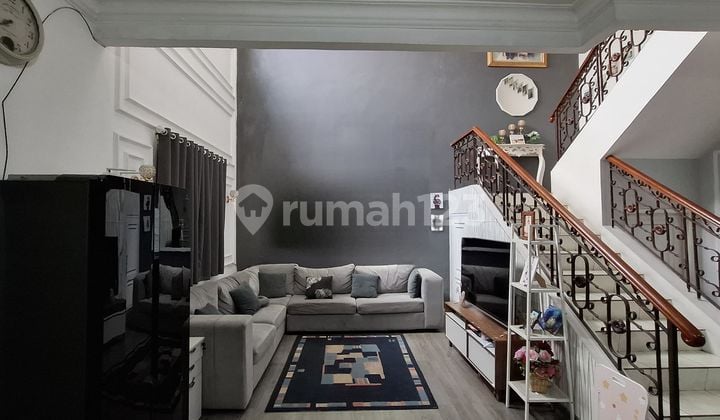 Rumah 2 Lantai Bagus Cluster Tengah di Perumahan Kota Wisata Cibubur
