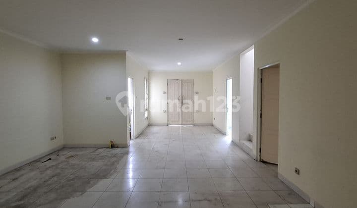 Rumah 2 Lantai Dekat Mall di Dalam Cluster Komplek Perumahan Kota Wisata