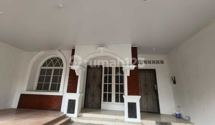 Rumah Bagus Siap Huni Cluster Depan di Komplek Perumahan Kota Wisata Cibubur