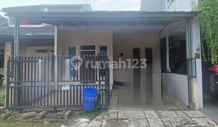 Rumah Bagus Murah di Komplek Perumahan Metland Transyogi