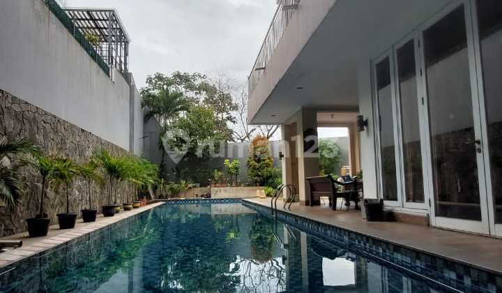 Rumah Eksklusif Bagus Di Legenda Wisata Cibubur
