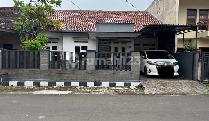 Rumah Siap Huni Rapi dan Bagus di Buah Batu Bandung