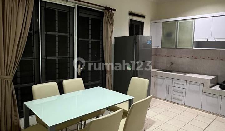 Rumah Bagus Semifurnished di Dalam Cluster Kota Wisata Cibubur