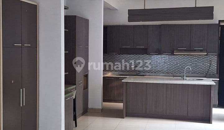 Runah Bagus Terawat Siap Huni Di Jalan Batununggal Mulia Bandung