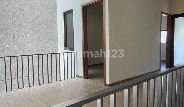 Rumah Baru Minimalis 2 Lantai Dalam Cluster Mekar Wangi