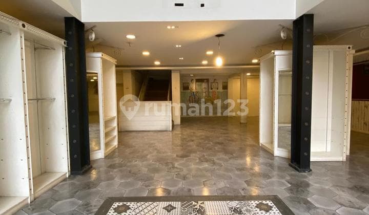 Ruang Usaha Siap Pakai di Sukajadi Bandung