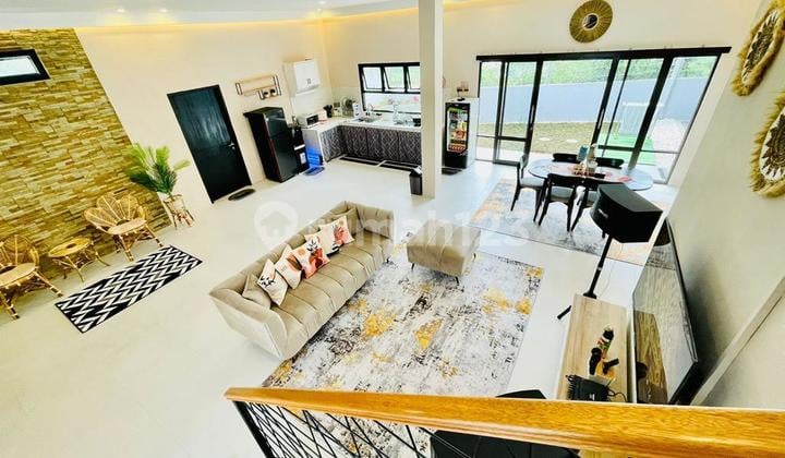Villa Cantik Siap Huni Furnish di Lembang Bandung
