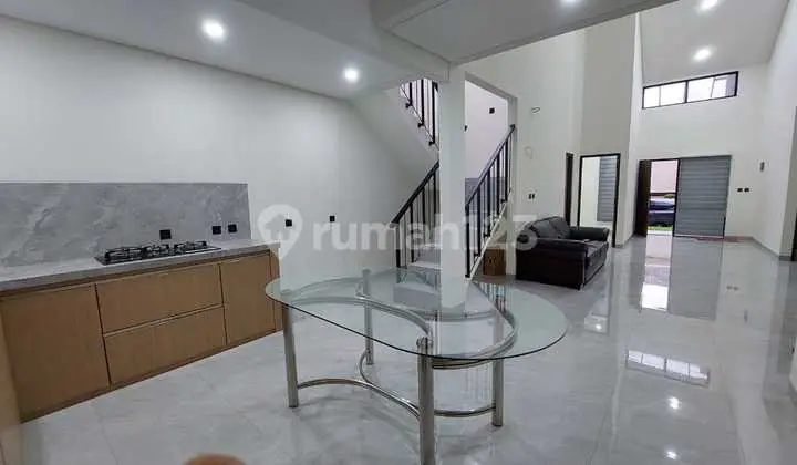 Ready-to-Occupy House in Tatar Jingganagara, Kota Baru Parahyangan