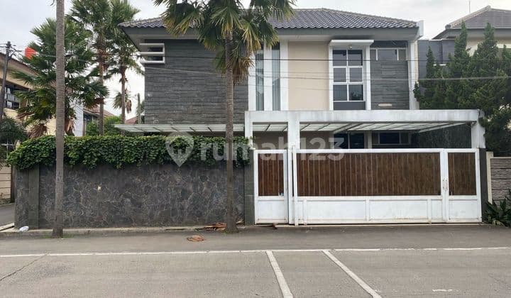 Rumah Lux 2 Lantai Mainroad Antapani Hook Bagus
