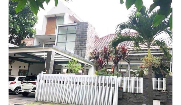 Rumah Mewah Dalam Komplek Deket Puri Dago Antapani Bandung