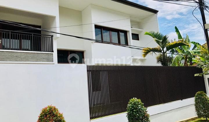 Rumah Mewah Baru Renov Bagus Di Budisari Full Furnish