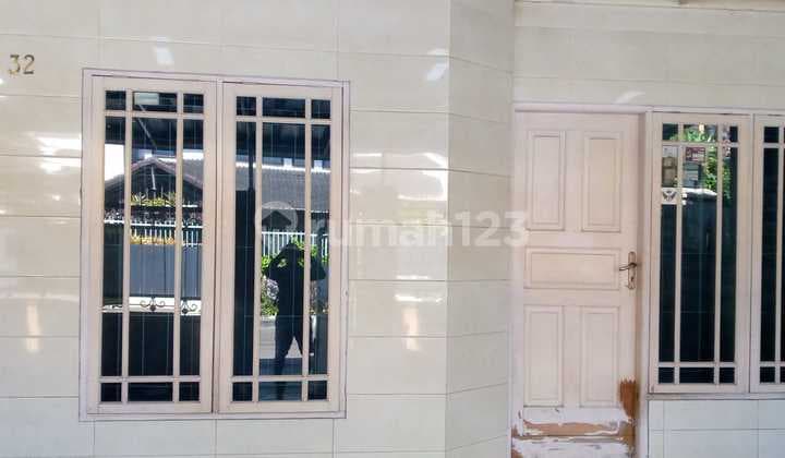 House suitable for Business in Antapani, Bandung