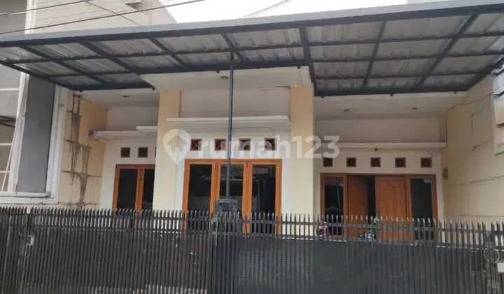 Rumah Bagus Nyaman di Dekat Komplek Pratista Antapani Bandung