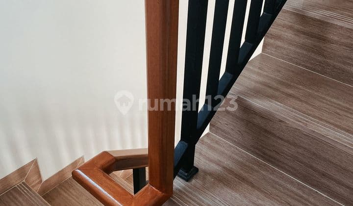 Rumah 2 Lt Baru Minimalis Modern Dekat Bkr Dan Moch Ramdan