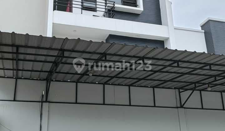 Ruko 3 Lantai Dekat Transmart dan Tol Buahbatu