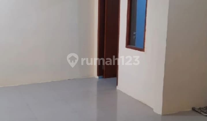 Rumah Adem Nyaman di Margahayu Raya Soekarno Hatta