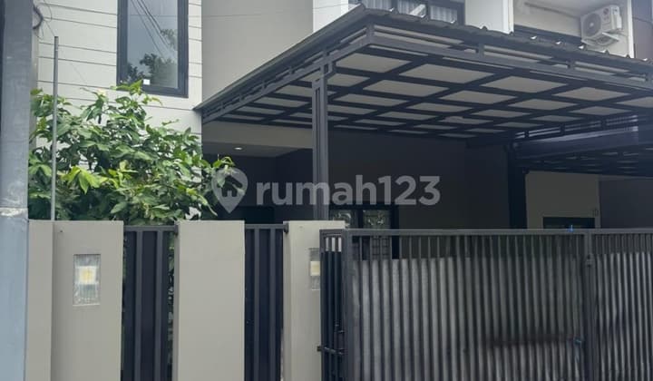 Rumah Bagus Diciputat Tangsel Nego Siap Huni