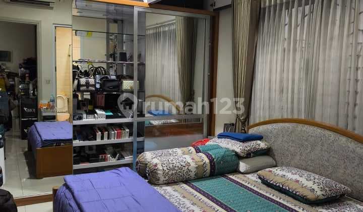 Rumah di Amerika Latin, Green lake city, Jakarta Barat. Uk 8x18 m