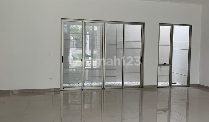 RUMAH SIAP HUNI DI PIK 2 (Tahap 1),UK 10X15M.